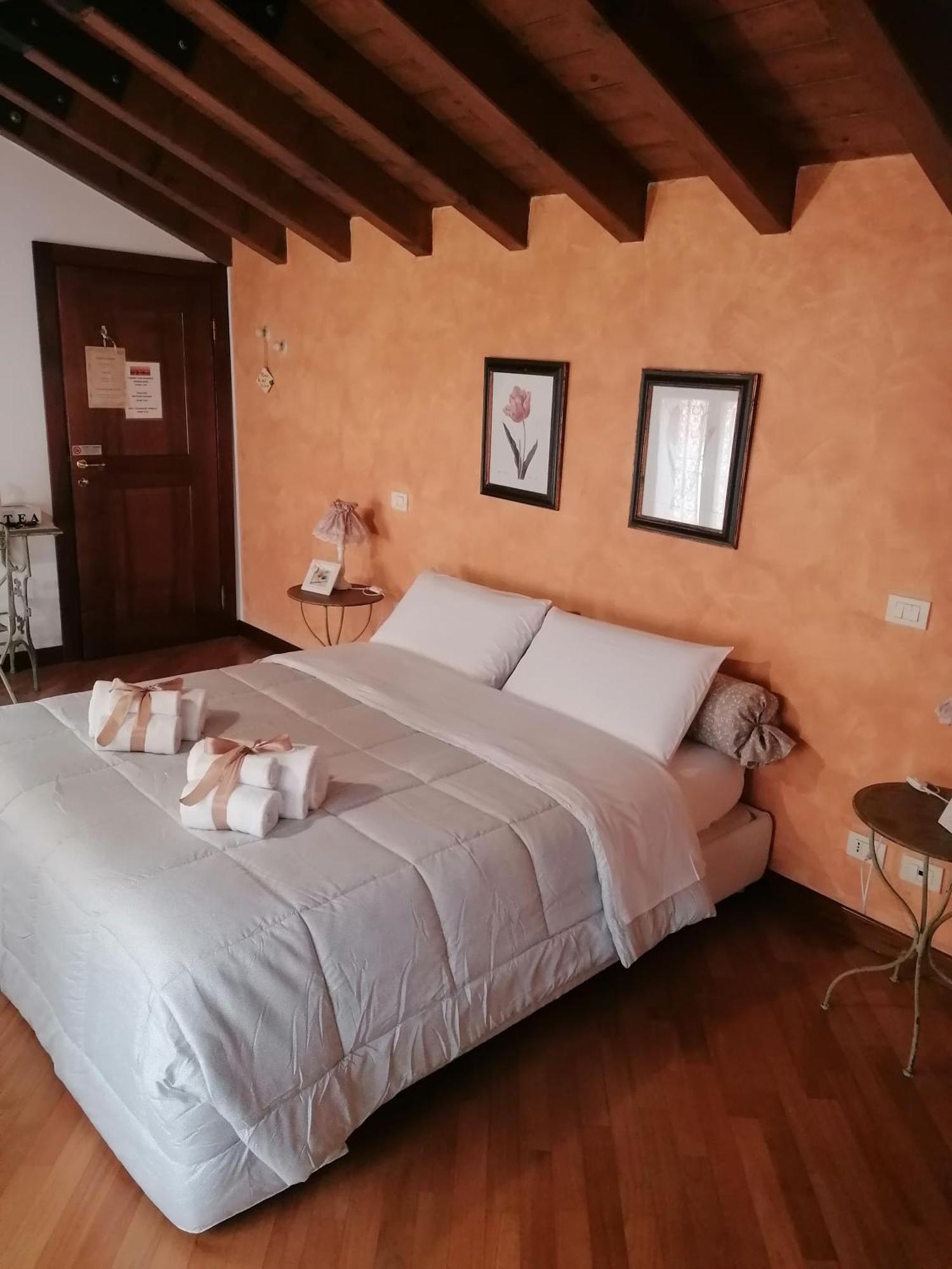 Casa Del Teatro 3* Mantua